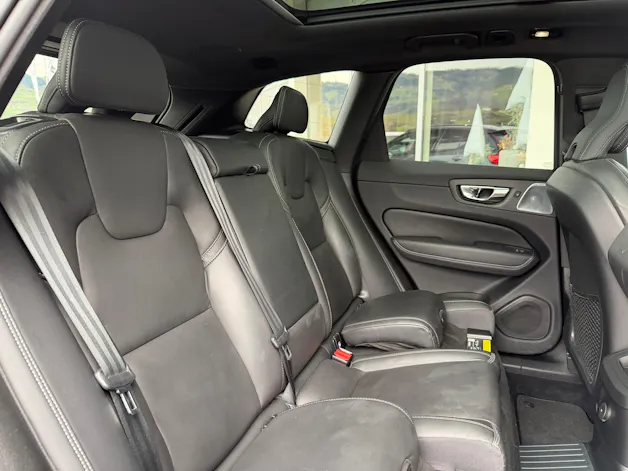 Volvo XC60 T6 eAWD R-Design Geartronic