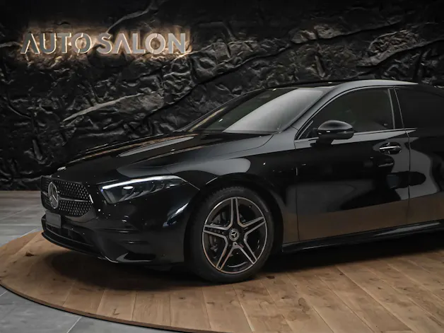 Mercedes-Benz A 200 AMG Line 7G-DCT *Limousine*Facelift*Kamera*