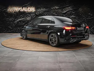 Mercedes-Benz A 200 AMG Line 7G-DCT *Limousine*Facelift*Kamera*