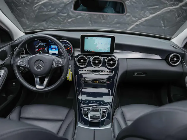 Mercedes-Benz C 400 Avantgarde 4Matic 7G-Tronic *El. Sitze mit Memory*Sitzheizung*Panorama*