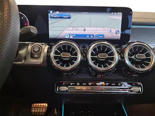 Mercedes-Benz GLB 220 d 4M 8G-Tronic