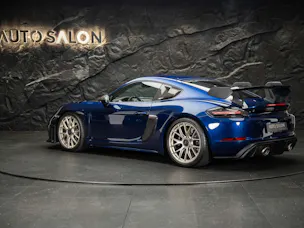 Porsche 718 Cayman GT4 RS PDK *Weissach* CH-Auto*