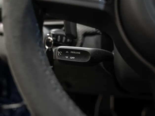 Porsche 718 Cayman GT4 RS PDK *Weissach* CH-Auto*