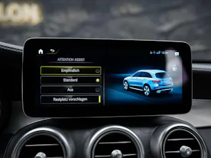 Mercedes-Benz GLC 200 AMG Line 4Matic 9G-Tronic *CH Auto*Facelift*EL. Sitze mit Memory*Panorama*