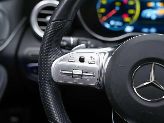 Mercedes-Benz GLC 200 AMG Line 4Matic 9G-Tronic *CH Auto*Facelift*EL. Sitze mit Memory*Panorama*