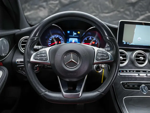 Mercedes-Benz C 220 d AMG Line 7G-Tronic *CH Auto*Burmester Soundsystem*