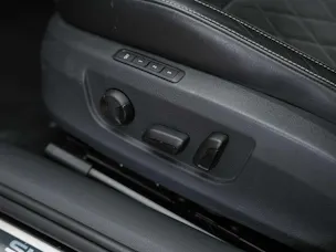 Škoda Superb Combi 2.0 TSI SportLine+ DSG 4x4 *CH-Auto*Panorama*ACC*