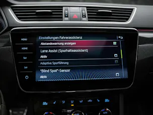 Škoda Superb Combi 2.0 TSI SportLine+ DSG 4x4 *CH-Auto*Panorama*ACC*
