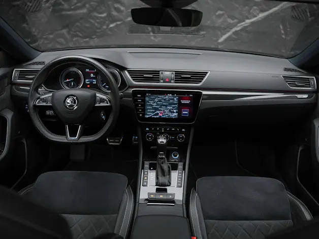 Škoda Superb Combi 2.0 TSI SportLine+ DSG 4x4 *CH-Auto*Panorama*ACC*