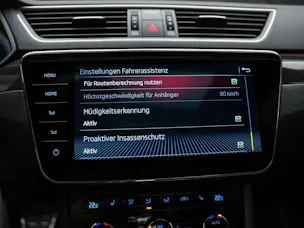 Škoda Superb Combi 2.0 TSI SportLine+ DSG 4x4 *CH-Auto*Panorama*ACC*