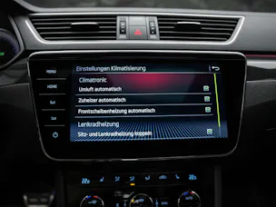 Škoda Superb Combi 2.0 TSI SportLine+ DSG 4x4 *CH-Auto*Panorama*ACC*