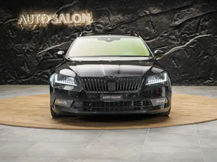 Škoda Superb Combi 2.0 TSI SportLine+ DSG 4x4 *CH-Auto*Panorama*ACC*