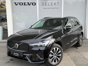 Volvo XC60 B5 Benzin Mild Hybrid AWD Plus Dark Geartronic