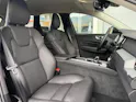 Volvo XC60 B5 Benzin Mild Hybrid AWD Plus Dark Geartronic