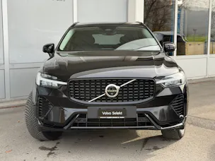 Volvo XC60 B5 Benzin Mild Hybrid AWD Plus Dark Geartronic