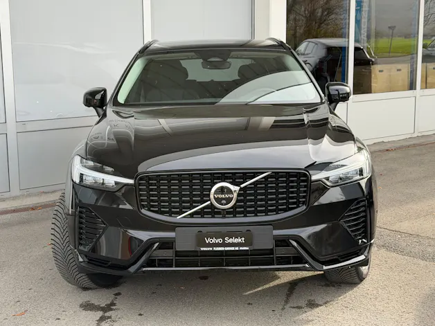 Volvo XC60 B5 Benzin Mild Hybrid AWD Plus Dark Geartronic