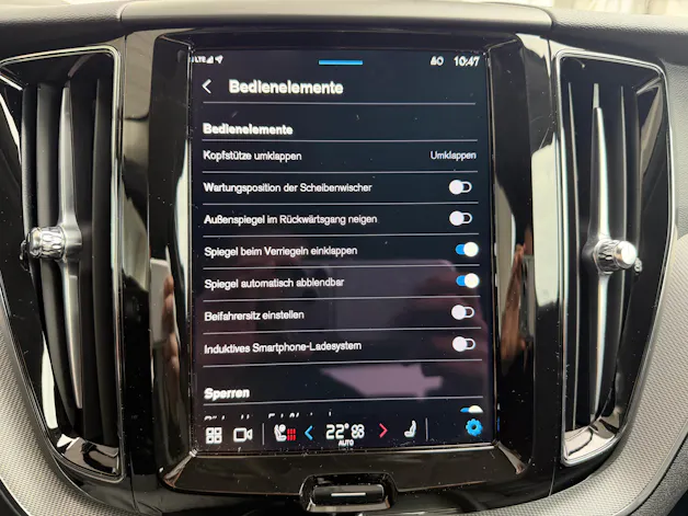 Volvo XC60 B5 Benzin Mild Hybrid AWD Plus Dark Geartronic