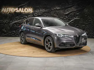 Alfa Romeo Stelvio 2.2 D Q4 210 Veloce *Abstandsregler*El. Sitze mit Memory*Sitzheizung*