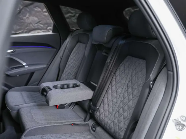 Audi Q5 TDI quattro S-Line 150 kW S-tronic *21" Felgen*Beifahrerdisplay*Assistenzpaket*