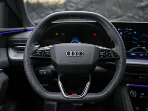 Audi Q5 TDI quattro S-Line 150 kW S-tronic *21" Felgen*Beifahrerdisplay*Assistenzpaket*