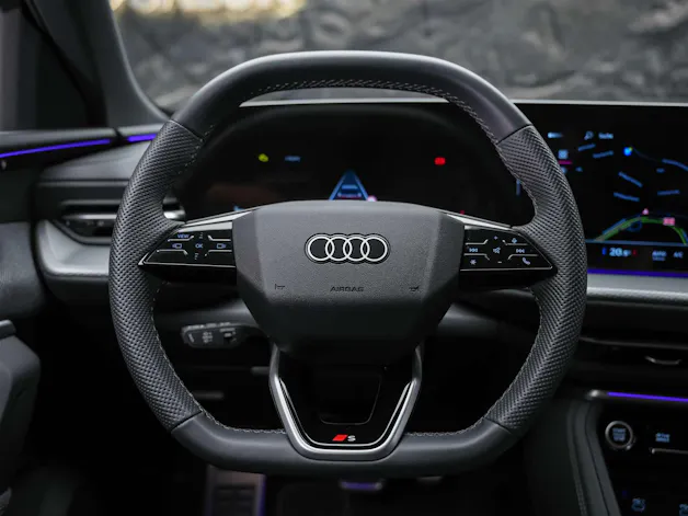 Audi Q5 TDI quattro S-Line 150 kW S-tronic *21" Felgen*Beifahrerdisplay*Assistenzpaket*