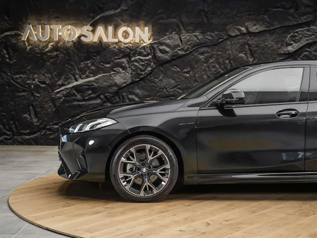 BMW 120 M Sport Steptronic *NEUES MODELL*Abstandsregler*Sitzheizung*