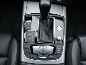 Audi A6 Avant 2.0 TDI S-tronic *Leder Milano*4 Zonen Klimaautomatik*MMI Navigationssystem*