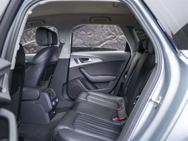 Audi A6 Avant 2.0 TDI S-tronic *Leder Milano*4 Zonen Klimaautomatik*MMI Navigationssystem*