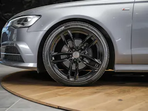 Audi A6 Avant 2.0 TDI S-tronic *Leder Milano*4 Zonen Klimaautomatik*MMI Navigationssystem*
