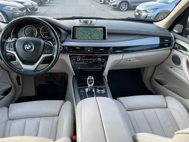 BMW X5 50i xDrive SAG
