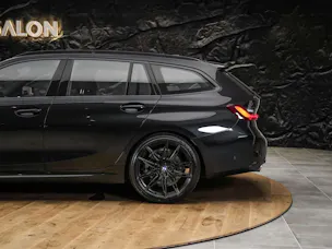 BMW 330i Touring xDrive Steptronic M Sport *Werksgarantie*Abstandsregler*Rückfahrkamera*