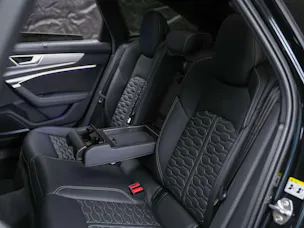 Audi RS6 Avant 4.0 TFSI V8 quattro *CH-Auto*Panorama*Sitzlüftung*Head-Up*
