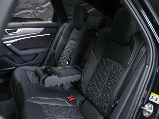 Audi RS6 Avant 4.0 TFSI V8 quattro *CH-Auto*Panorama*Sitzlüftung*Head-Up*