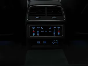 Audi RS6 Avant 4.0 TFSI V8 quattro *CH-Auto*Panorama*Sitzlüftung*Head-Up*