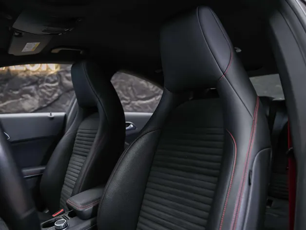 Mercedes-Benz CLA 250 Sport 7G-DCT 4Matic *CH Auto*Sitzheizung*Rückfahrkamera*