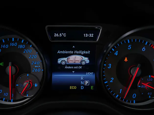 Mercedes-Benz CLA 250 Sport 7G-DCT 4Matic *CH Auto*Sitzheizung*Rückfahrkamera*