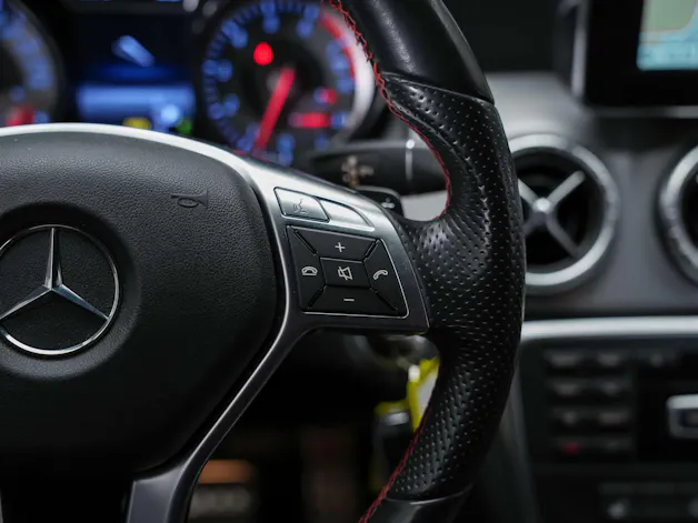 Mercedes-Benz CLA 250 Sport 7G-DCT 4Matic *CH Auto*Sitzheizung*Rückfahrkamera*