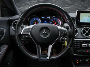 Mercedes-Benz CLA 250 Sport 7G-DCT 4Matic *CH Auto*Sitzheizung*Rückfahrkamera*