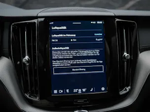 Volvo XC60 B4 Diesel Mild Hybrid AWD Ultimate Dark Geartronic *Panorama*Head-Up*Standheizung*