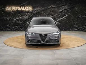 Alfa Romeo Giulia 2.0 Veloce Q4 AT8 *Facelift*Abstandsregler*El. Sitze mit Memory*Sitzheizung*