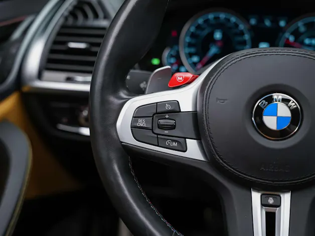 BMW X3 xDrive M Competition Steptronic *Head Up*Panorama*360° Kamera*