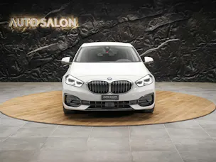 BMW 118i Sport Line Steptronic *Abstandsregler*Harman/Kardon*Sitzheizung*