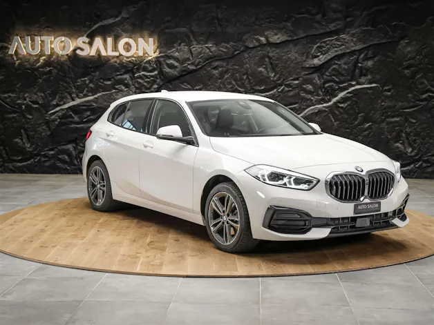 BMW 118i Sport Line Steptronic *Abstandsregler*Harman/Kardon*Sitzheizung*