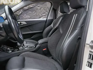 BMW 118i Sport Line Steptronic *Abstandsregler*Harman/Kardon*Sitzheizung*