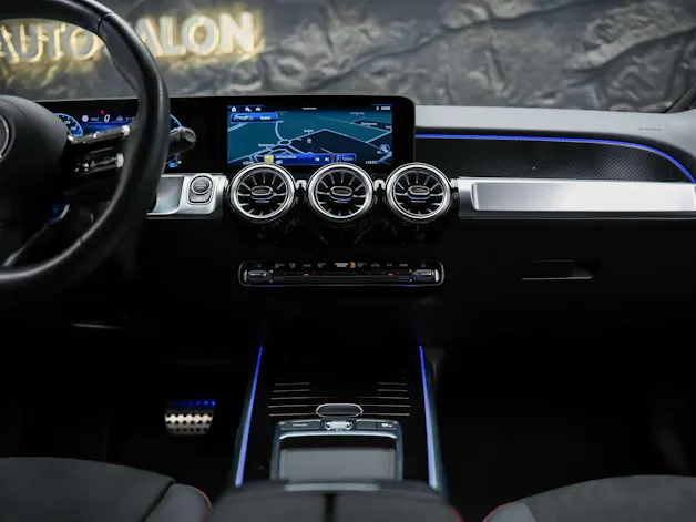 Mercedes-Benz GLB 35 AMG 4matic *Abstandsregler*Sitzheizung*Rückfahrkamera*