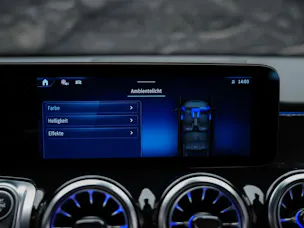 Mercedes-Benz GLB 35 AMG 4matic *Abstandsregler*Sitzheizung*Rückfahrkamera*
