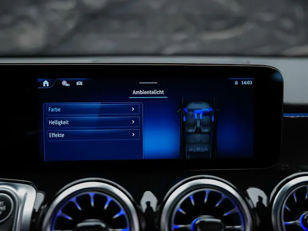 Mercedes-Benz GLB 35 AMG 4matic *Abstandsregler*Sitzheizung*Rückfahrkamera*