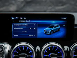 Mercedes-Benz GLB 35 AMG 4matic *Abstandsregler*Sitzheizung*Rückfahrkamera*