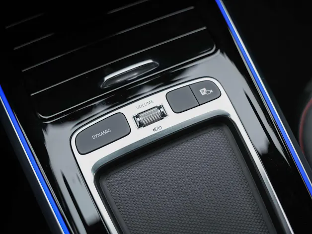 Mercedes-Benz GLB 35 AMG 4matic *Abstandsregler*Sitzheizung*Rückfahrkamera*