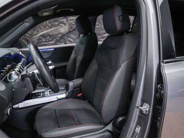 Mercedes-Benz GLB 35 AMG 4matic *Abstandsregler*Sitzheizung*Rückfahrkamera*